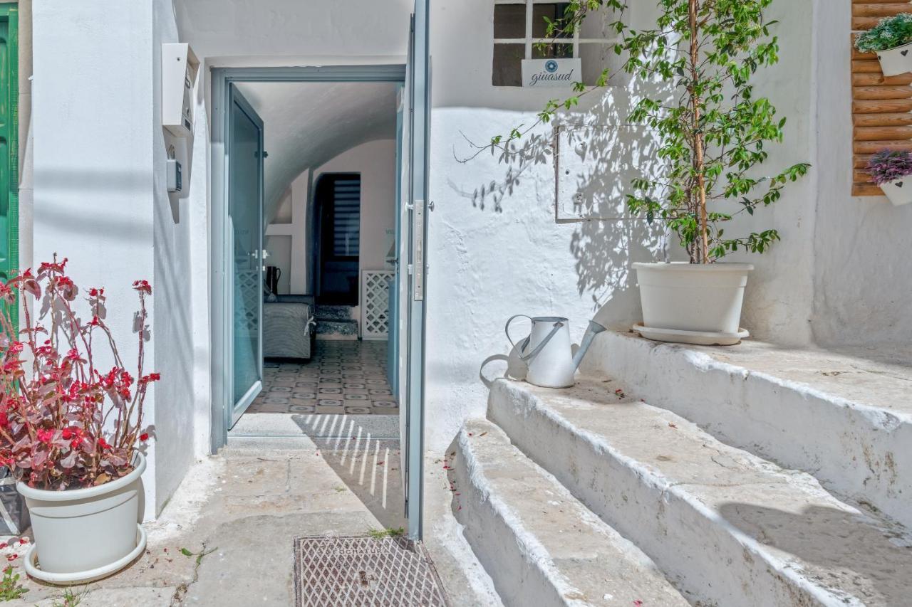 Corso Mazzini White Houses 奥斯图尼 外观 照片